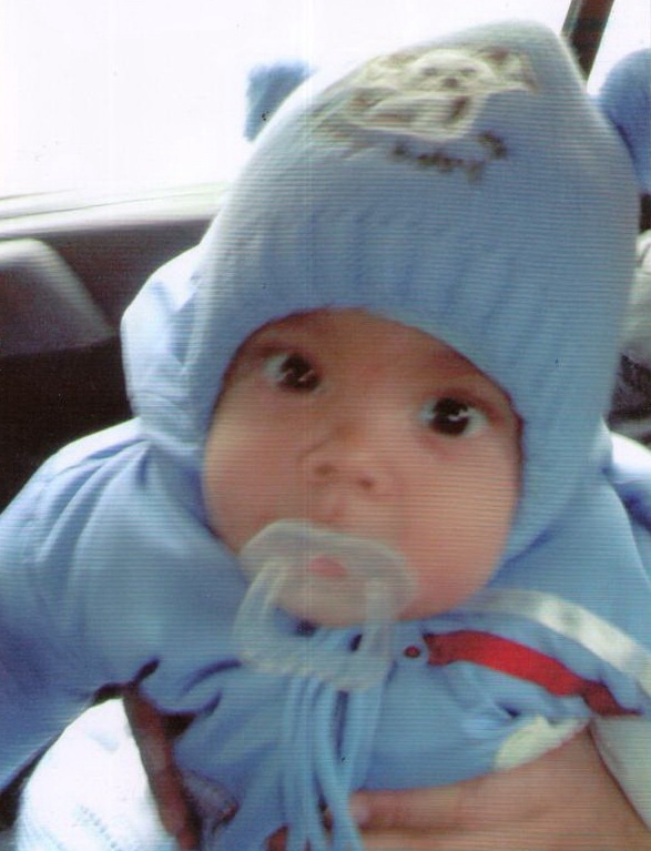 Дамир Захидов