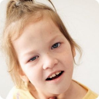 Милена сможет  гулять и посещать занятия с комфортом